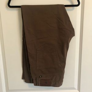 Men’s Lucky Brand 410 Athletic Fit Pants